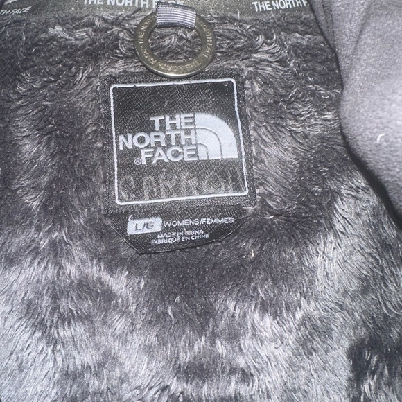 The North Face Women’s Chocolate Puffer Jacket - Picture 2 of 9